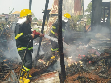 ရှမ်းပြည်နယ်၊ တောင်ကြီးမြို့၊ ဘုရားဖြူရပ်ကွက်၊ ပန်းတင်လမ်းခွဲတွင် နေအိမ်မီးလောင်မှု