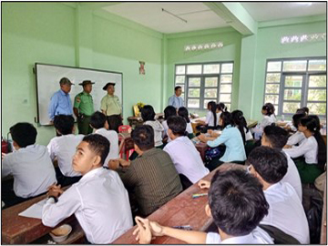 ရန်ကုန်တိုင်းဒေသကြီး၊ မင်္ဂလာဒုံခရိုင်၊ ရွှေပြည်သာမြို့နယ်၊ အမှတ်(၆)ရပ်ကွက်၊ အမှတ်(၁)အခြေခံပညာအထက်တန်းကျောင်း၌ ကျောင်းသား/သူများ ကျောင်းတက်ရောက်မှုအခြေအနေအား ကြည့်ရှုစစ်ဆေးမှု မှတ်တမ်းဓာတ်ပုံ။
