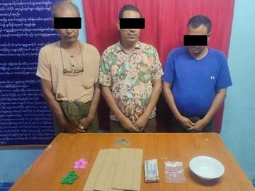 ရန်ကုန်တိုင်းဒေသကြီး၊ တာမွေမြို့နယ်၌ ကြွေပစ်လောင်းကစားပြုလုပ်သူ   အမျိုးသား သုံးဦးအား ဖမ်းဆီးအရေးယူမှု မှတ်တမ်းဓာတ်ပုံ။