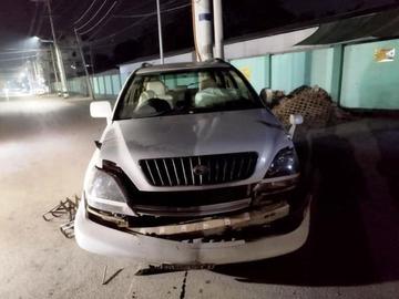 မန္တလေးတိုင်းဒေသကြီး၊ အောင်မြေသာစံမြို့နယ်၌ ယာဉ်တိုက်မှုဖြစ်ပွားခဲ့သည့်   မော်တော်ယာဉ်၏ မှတ်တမ်းဓာတ်ပုံ။